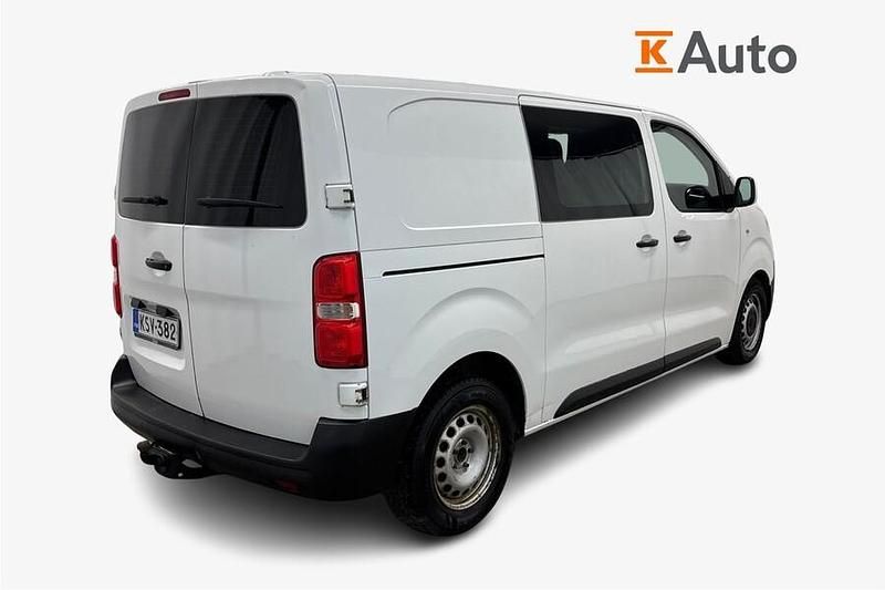 Käytetty Toyota Proace 177 HP (130 kW) 2017 Tila-auto