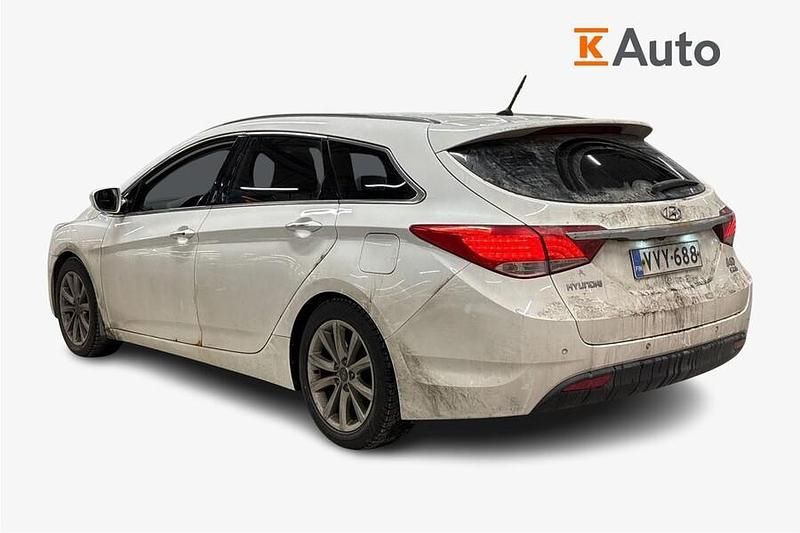 Käytetty Hyundai i40 Style 177 HP (130 kW) 2012 Valkoinen Farmari