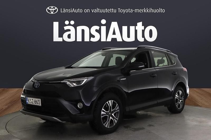 Käytetty Toyota RAV4 Hybrid Edition 155 HP (114 kW) 2017 Katumaasturi