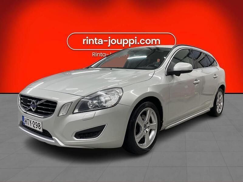 Käytetty 2010 Volvo V60 Momentum Farmari | 11 490 € - Kuva 1/3