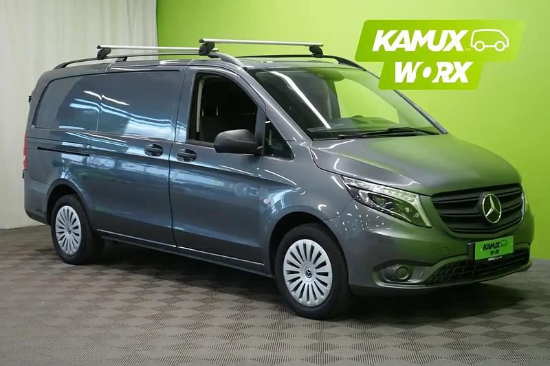 Hopea / harmaa Käytetty 2023 Mercedes Vito Tila-auto | 37 900 € (Hyvä tarjous) - Kuva 1/4