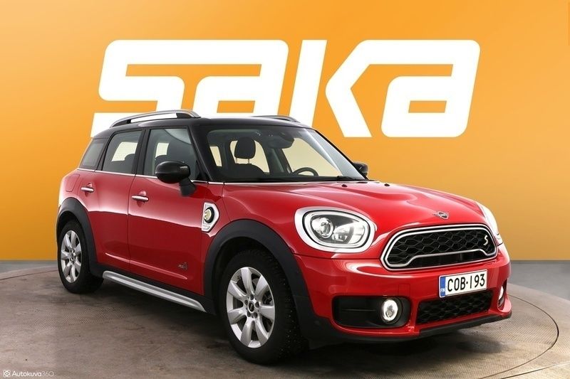 Käytetty 2020 Mini Cooper Countryman Essential Katumaasturi | 18 980 € (Supertarjous) - Kuva 1/3