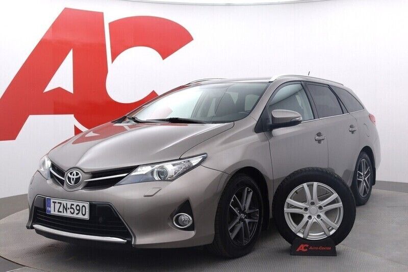 Ruskea (beige) Käytetty 2014 Toyota Auris Touring Sports Active Farmari | 9 980 € (Hyvä tarjous) - Kuva 1/4