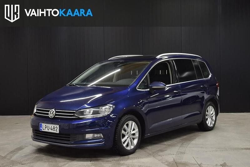 Käytetty VW Touran Comfortline 150 HP (110 kW) 2016 Tila-auto