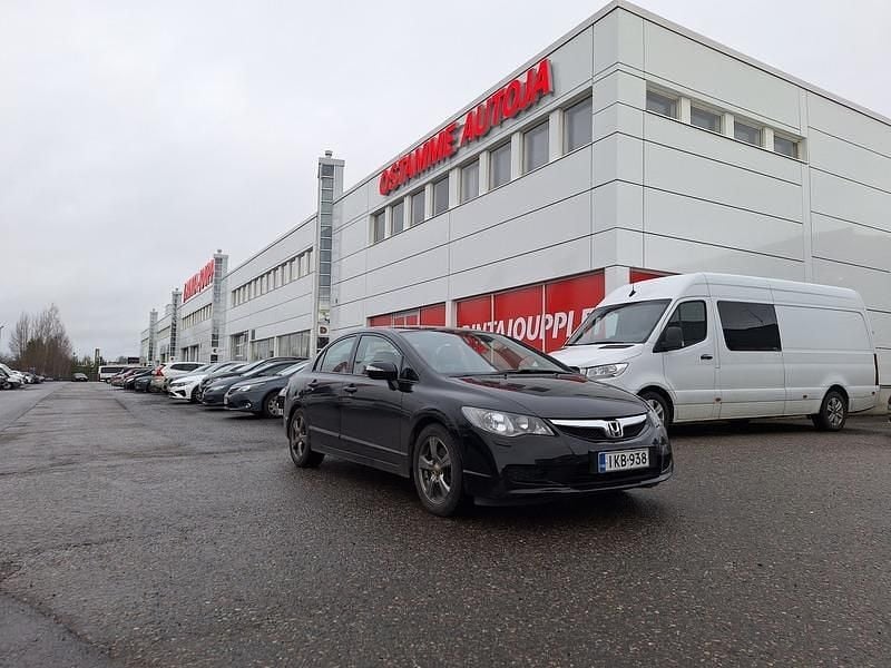 Käytetty 2011 Honda Civic Comfort Sedan | 10 800 € (Hieman kallis) - Kuva 1/4