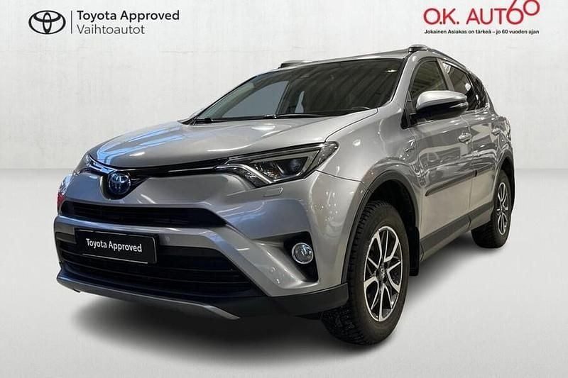 Käytetty Toyota RAV4 Hybrid Edition 155 HP (114 kW) 2019 Katumaasturi