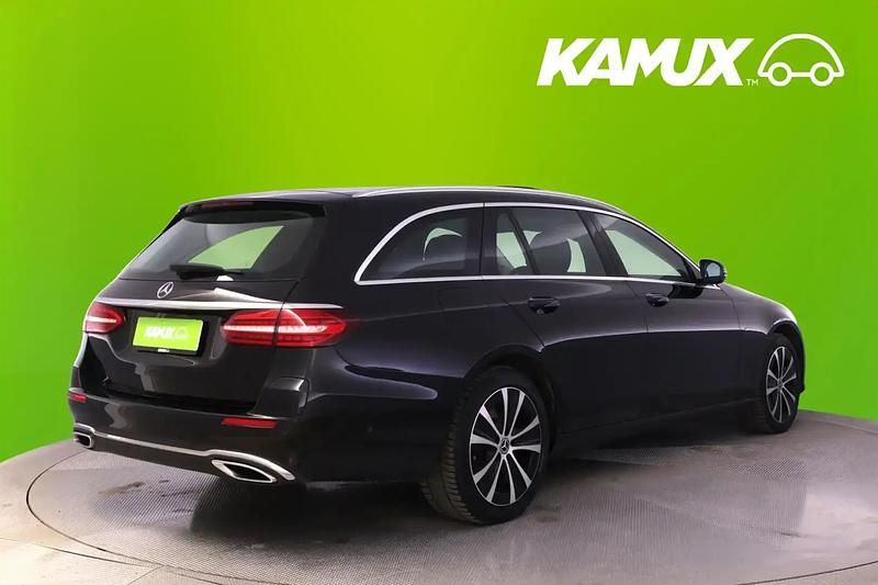 Käytetty Mercedes E300 Edition 194 HP (142 kW) 2021 Musta Farmari