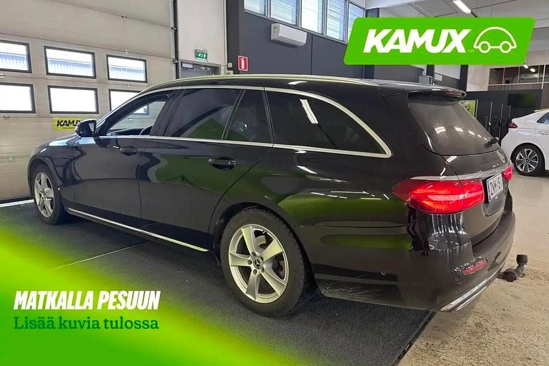 Käytetty Mercedes E220 Business 194 HP (142 kW) 2017 Musta Farmari
