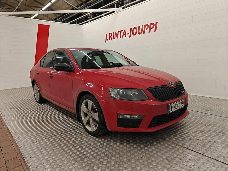 Käytetty 2016 Skoda Octavia RS Viistoperä | 15 800 € (Perustarjous) - Kuva 1/4