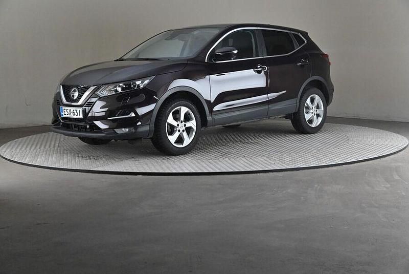 Käytetty 2021 Nissan Qashqai N-Connecta Katumaasturi | 21 500 € (Perustarjous) - Kuva 1/4