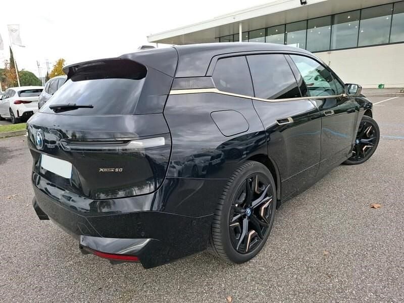 Käytetty BMW iX Comfort Edition 385 kW (524 HP) 2023 Katumaasturi