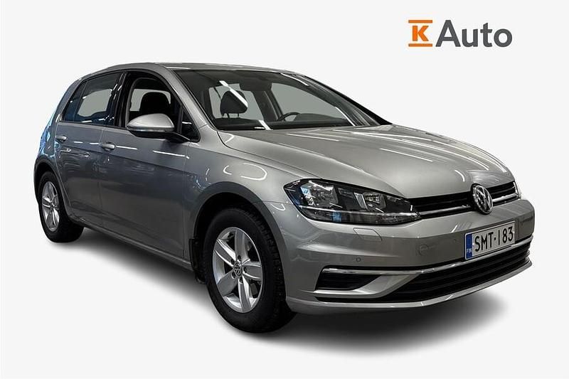 Käytetty VW Golf VII Comfortline 110 HP (80 kW) 2018 Harmaa Viistoperä