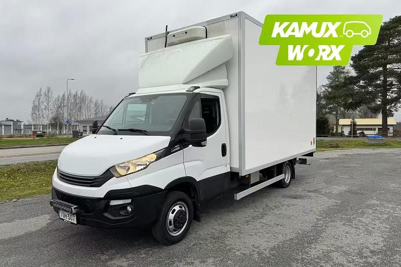 Käytetty Iveco Daily 245 HP (180 kW) 2018 Valkoinen Tila-auto