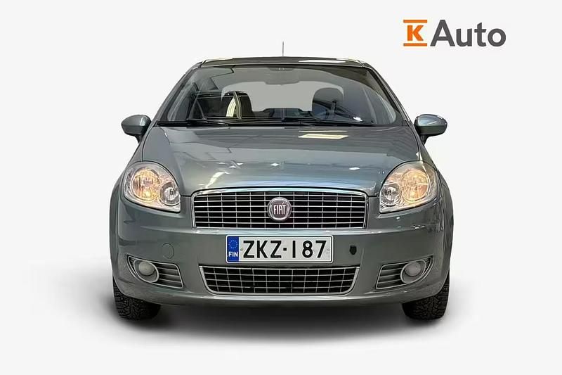 Käytetty Fiat Linea 78 HP (57 kW) 2009 Vihreä Sedan