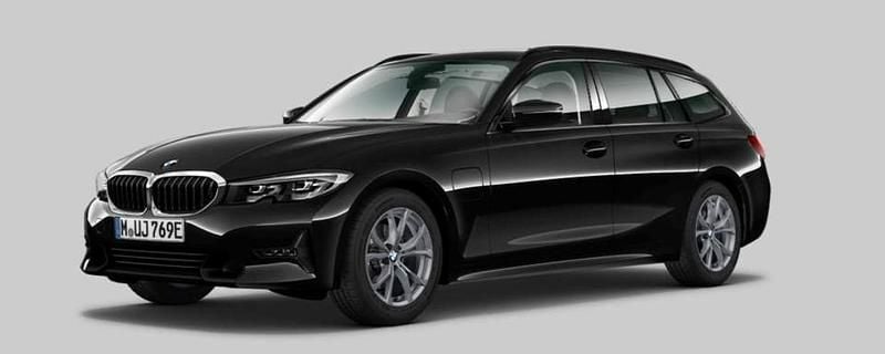 Käytetty 2021 BMW 330e Sport Line Farmari | 24 690 € (Perustarjous) - Kuva 1/2