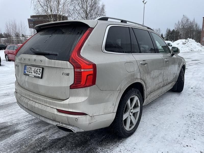 Käytetty Volvo XC90 Momentum 320 HP (235 kW) 2017 Ruskea Katumaasturi