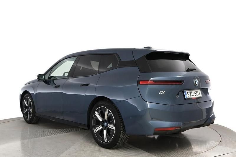 Käytetty BMW iX Comfort Edition 400 kW (544 HP) 2025 Sininen Katumaasturi