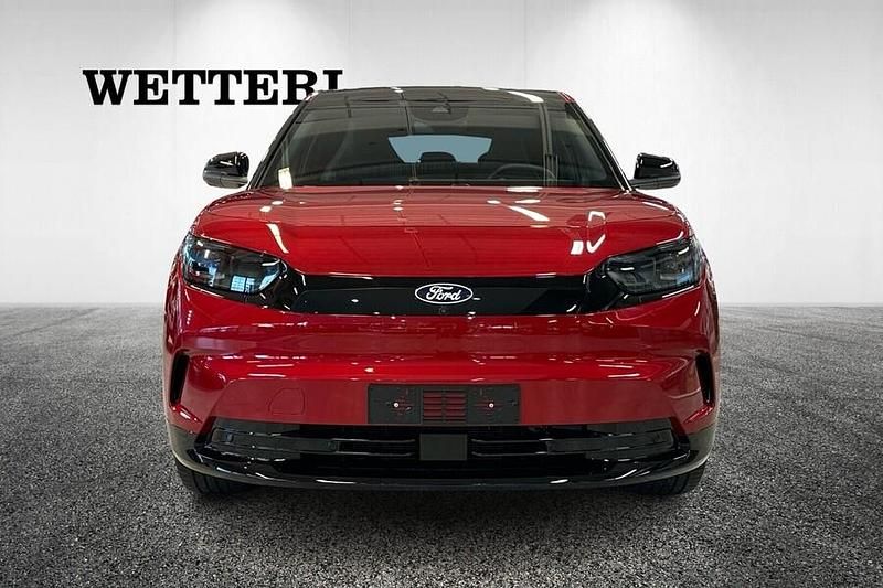 Uusi Ford Capri Extended Range 250 kW (340 HP) 2025 Punainen Katumaasturi