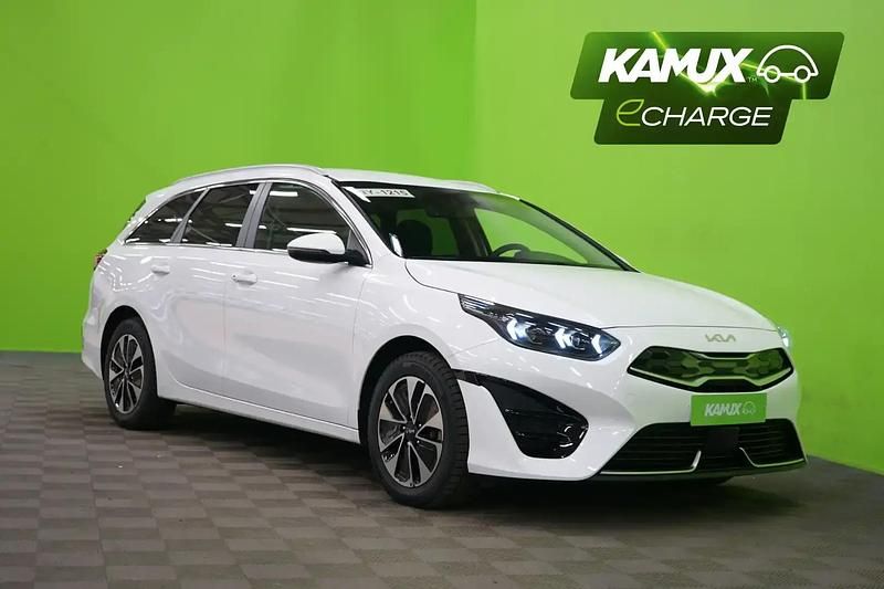 Käytetty Kia Ceed Sportswagon EX 140 HP (102 kW) 2023 Valkoinen Farmari