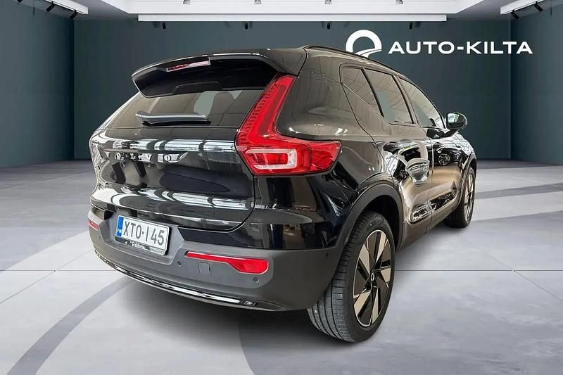 Uusi Volvo EX40 Plus 325 kW (442 HP) 2026 Musta Katumaasturi