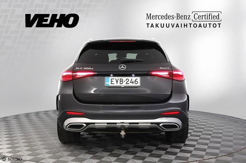 Käytetty Mercedes GLC300e Premium 313 HP (230 kW) 2024 Katumaasturi