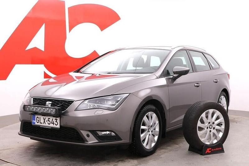 Käytetty Seat Leon ST 4Drive 150 HP (110 kW) 2015 Harmaa Farmari
