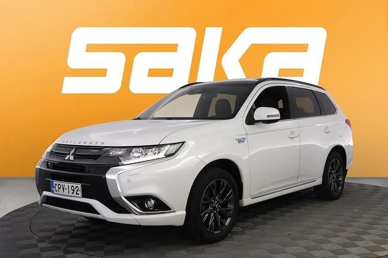 Käytetty Mitsubishi Outlander P-HEV Edition 200 HP (147 kW) 2018 Katumaasturi