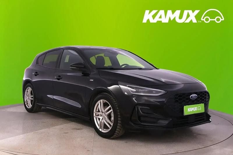 Käytetty Ford Focus ST-Line 158 HP (116 kW) 2022 Musta Sedan