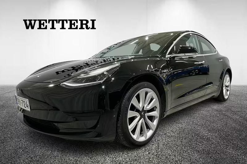 Musta Käytetty 2019 Tesla Model 3 Standard Range Sedan | 18 900 € (Perustarjous) - Kuva 1/4