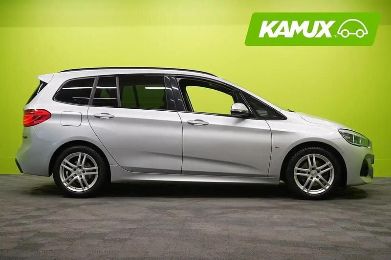 Käytetty BMW 218 Gran Tourer M Sport 136 HP (100 kW) 2021 Hopea / harmaa Tila-auto