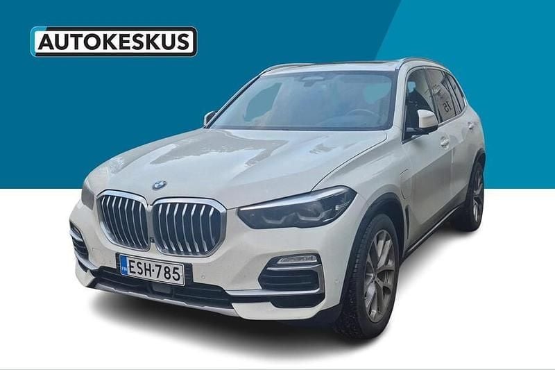 Valkoinen Käytetty 2020 BMW X5 xLine Katumaasturi | 46 990 € (Supertarjous) - Kuva 1/2