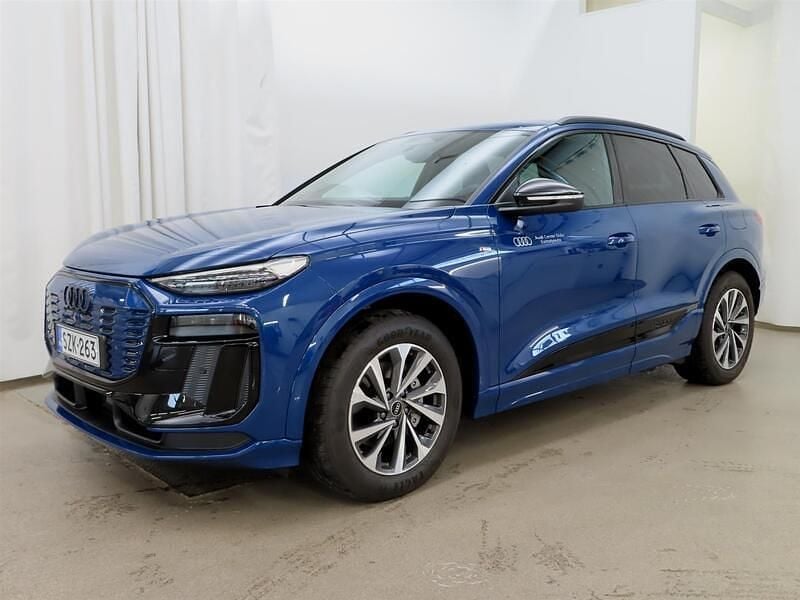 Käytetty Audi Q6 e-tron 285 kW (388 HP) 2025 Katumaasturi