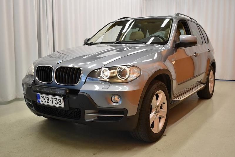 Käytetty BMW X5 235 HP (172 kW) 2007 Katumaasturi