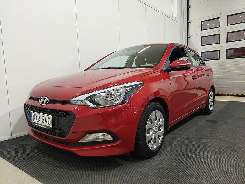 Punainen Käytetty 2016 Hyundai i20 Classic Viistoperä | 6 900 € (Perustarjous) - Kuva 1/4