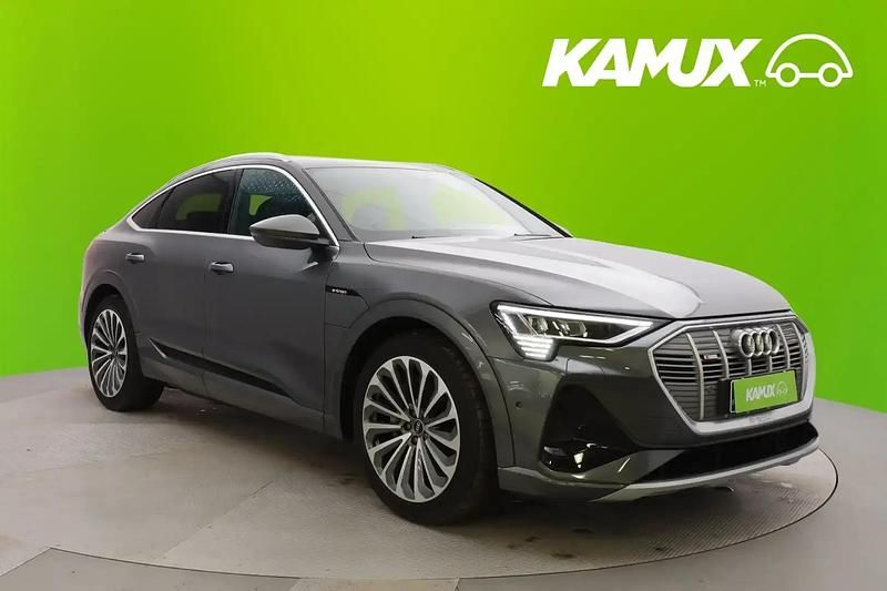 Käytetty Audi e-tron Sportback S-Line 300 kW (408 HP) 2022 Hopea / harmaa Katumaasturi