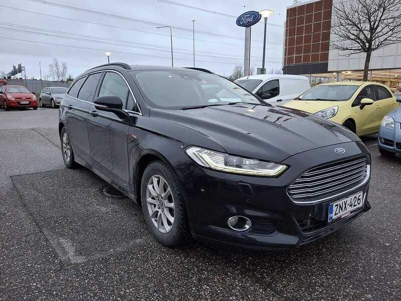 Musta Käytetty 2017 Ford Mondeo Titanium Farmari | 13 980 € (Perustarjous) - Kuva 1/4