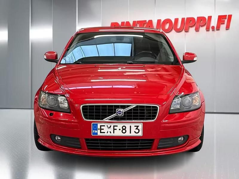 Käytetty Volvo S40 170 HP (125 kW) 2006 Punainen Sedan