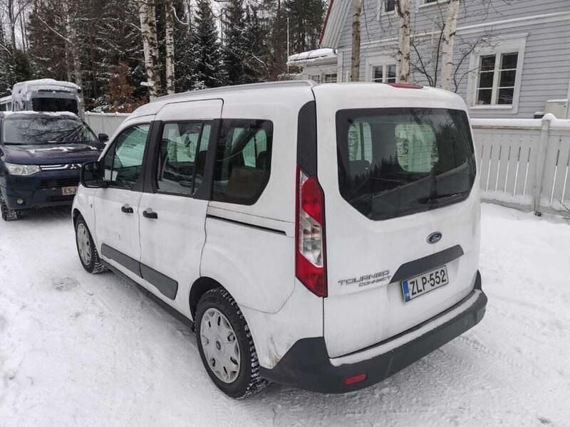 Käytetty Ford Tourneo Connect Trend 101 HP (74 kW) 2017 Tila-auto
