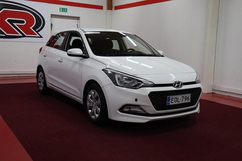 Käytetty Hyundai i20 Classic 75 HP (55 kW) 2016 Viistoperä