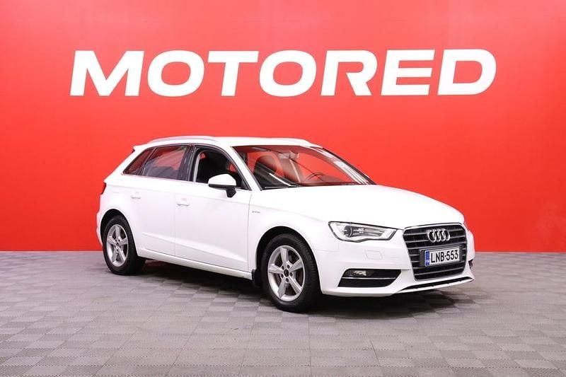 Käytetty 2016 Audi A3 Sportback g-tron Business Viistoperä | 10 990 € (Perustarjous) - Kuva 1/3