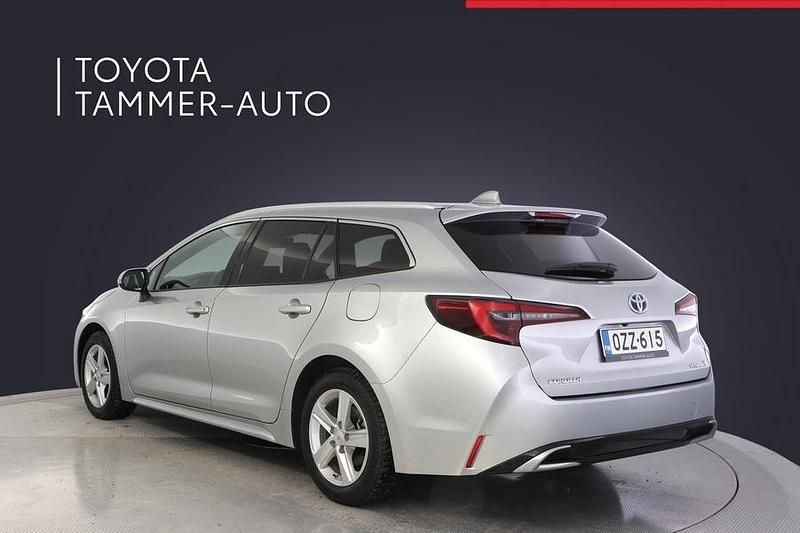 Käytetty Toyota Corolla Edition 140 HP (102 kW) 2023 Hopea Farmari