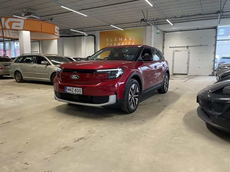 Käytetty Ford Explorer Extended Range 250 kW (340 HP) 2025 Katumaasturi