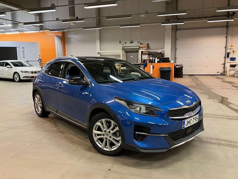 Käytetty Kia XCeed Premium 160 HP (117 kW) 2021 Katumaasturi