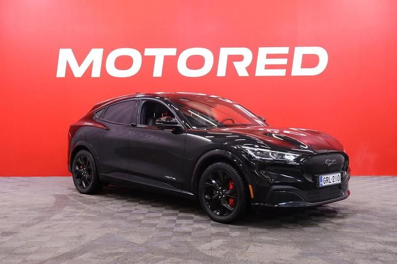 Käytetty Ford Mustang Mach-E Premium 197 kW (269 HP) 2023 Katumaasturi
