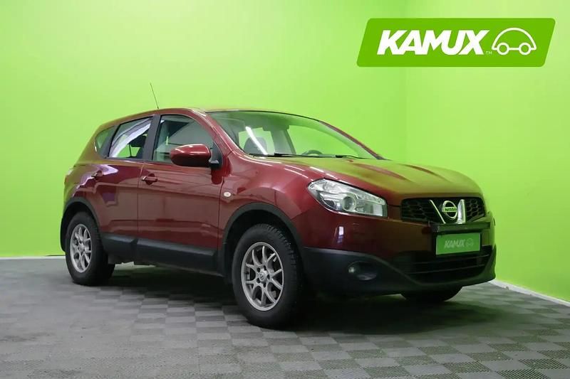 Käytetty Nissan Qashqai Acenta 114 HP (83 kW) 2010 Punainen Katumaasturi