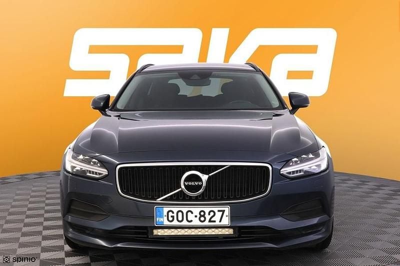 Käytetty Volvo V90 Business Edition 150 HP (110 kW) 2018 Farmari