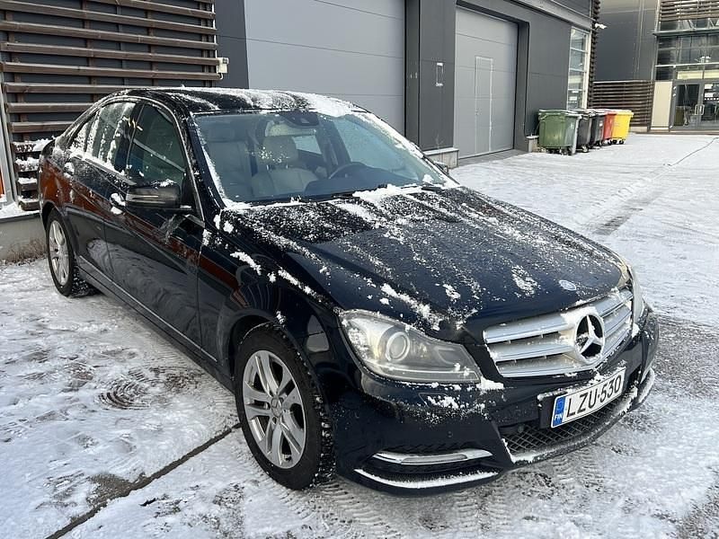 Käytetty 2012 Mercedes C200 Business Sedan | 8 900 € (Perustarjous) - Kuva 1/4