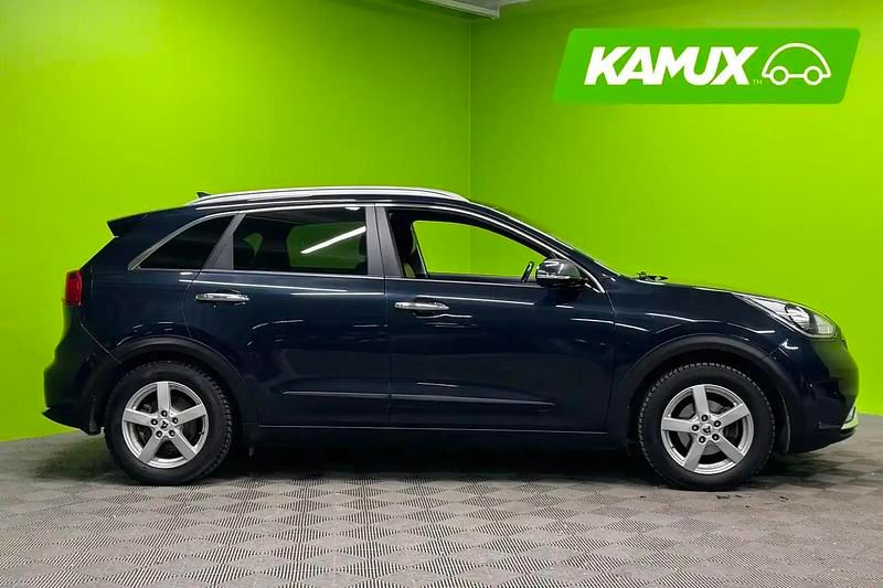 Käytetty Kia Niro 105 HP (77 kW) 2018 Sininen Katumaasturi