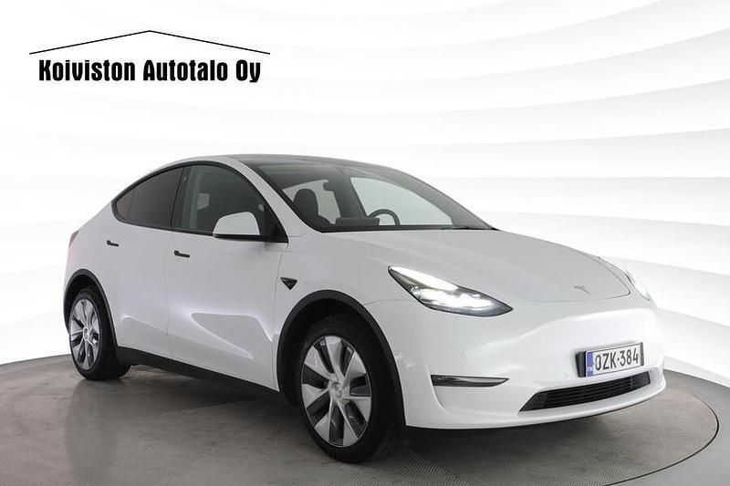 Käytetty 2022 Tesla Model Y Katumaasturi | 29 730 € (Perustarjous) - Kuva 1/4