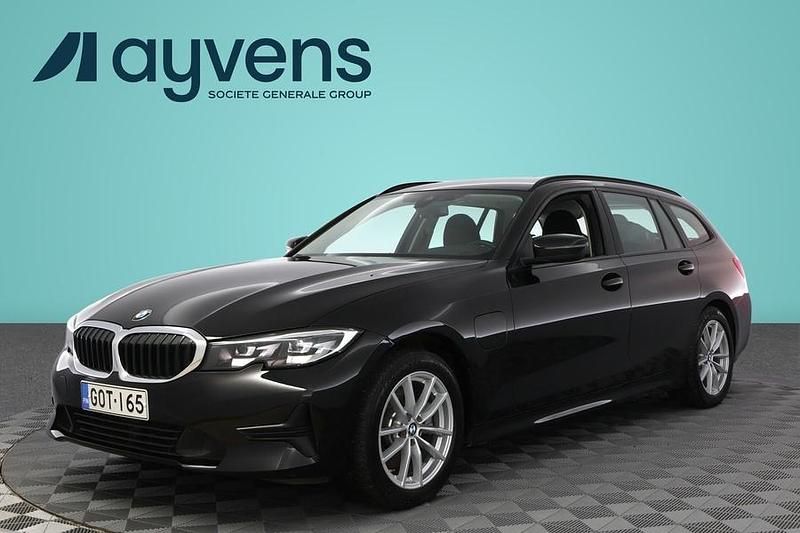 Käytetty BMW 320e 204 HP (150 kW) 2021 Musta Farmari